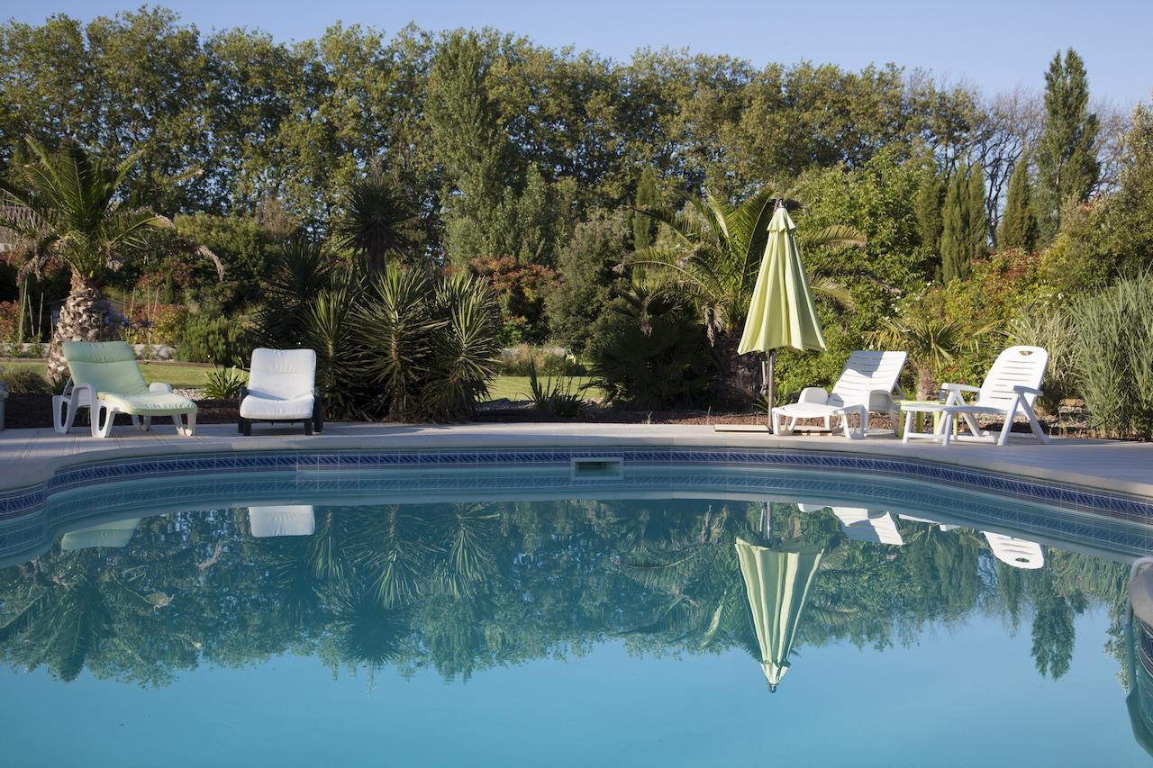 Domaine Les Magasins Bed and Breakfast Bram Exterior foto